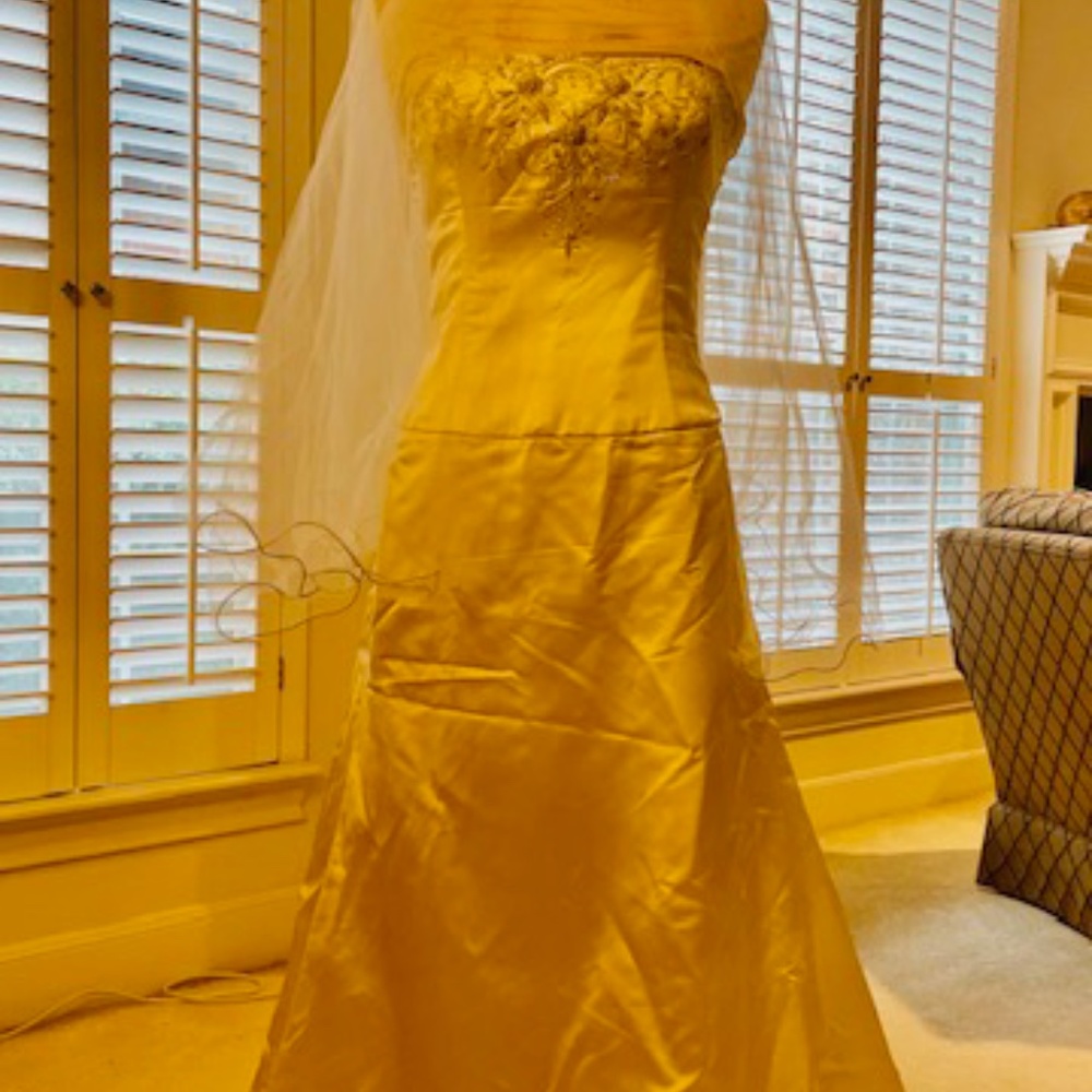 Reem Acra Wedding Dress Size 6